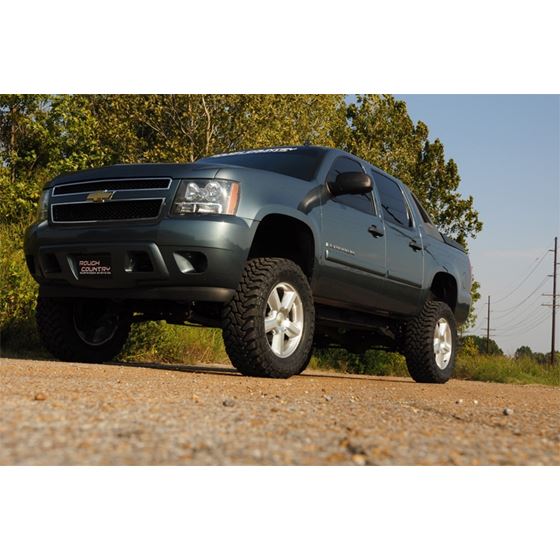 7.5 Inch Lift Kit Chevy Avalanche 1500 2WD/4WD (2007-2013) (20900) 2