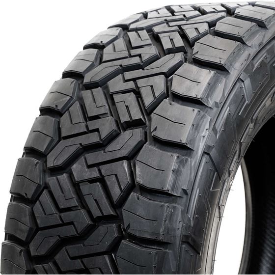 LT255/80R17 123R E RECON GRAPPLER BW (218750) 2