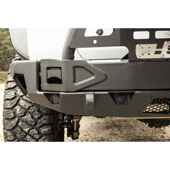 18 JLJLU XRC Atlas Rear Bumper Only Box 1 of 2 Black Textured 7789701 2