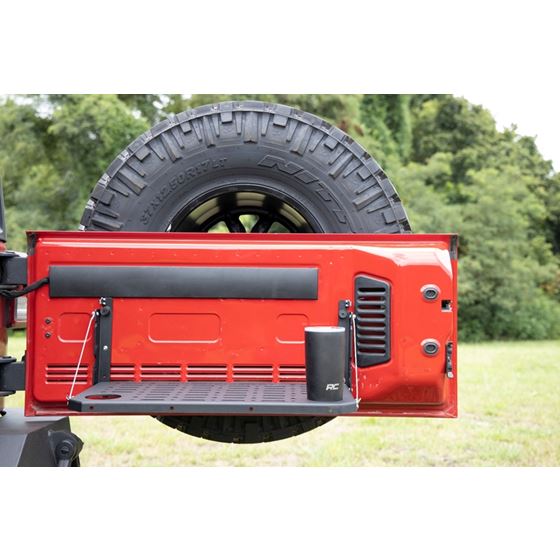 Jeep Tailgate Table Folding 4