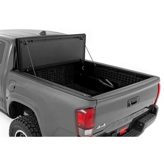 Hard Tri-Fold Flip Up Bed Cover - 6' Bed - Toyota Tacoma (16-23) (49420600) 2
