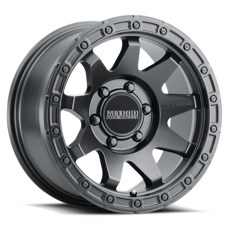 MR317, 18 x 9, Black